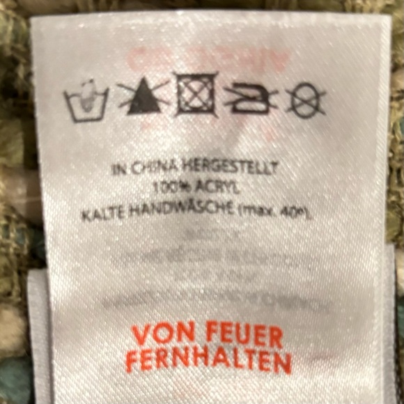 Cynthia Rowley Soft Cozy Afghan Throw fringed Green Cream Aqua 49X64 EUC - Picture 10 of 13